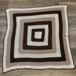 Handmade Granny Chunky Knjt Blanket Cream Brown Stripes Square Pattern Large  5’
